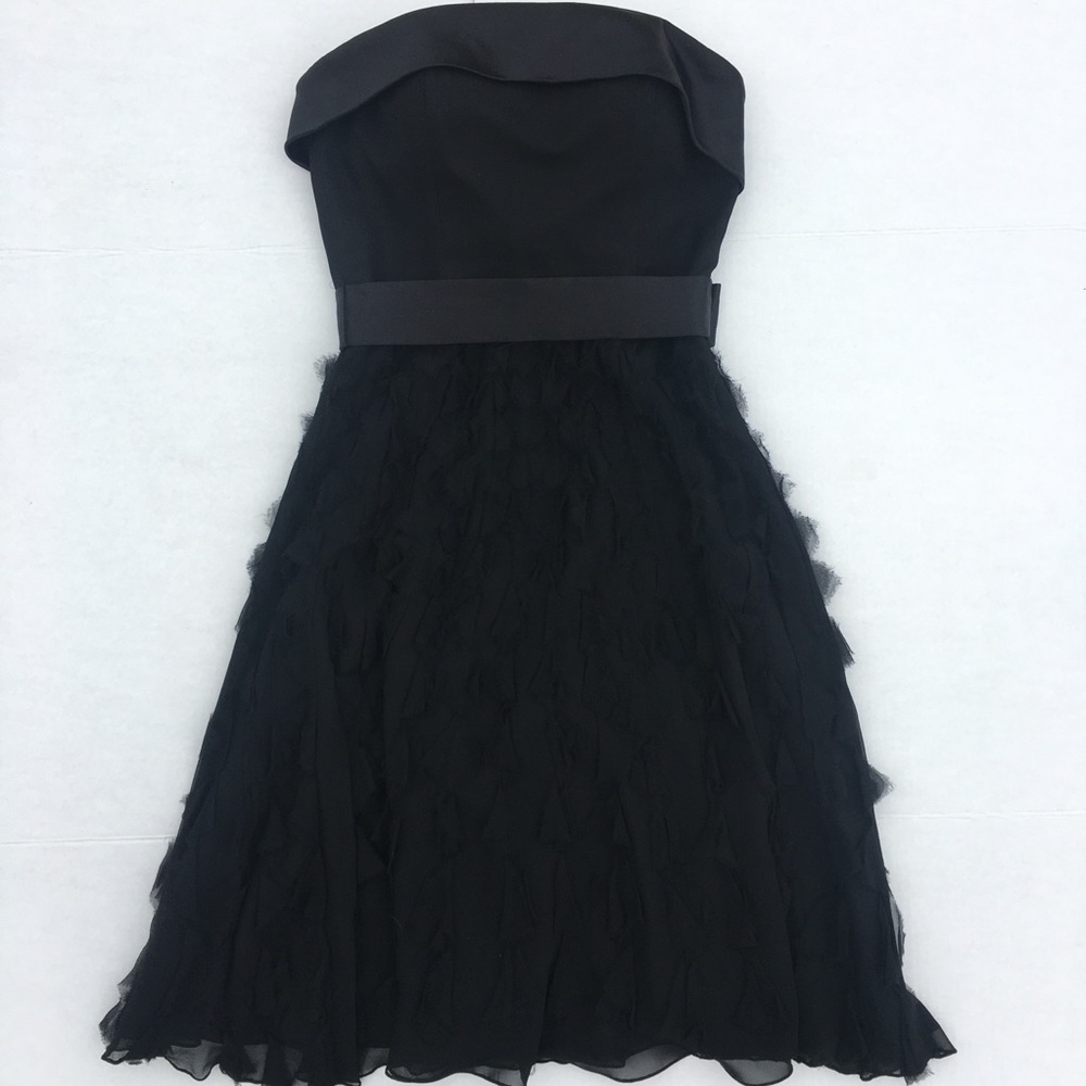 WHITE HOUSE BLACK MARKET women’s dress size 4